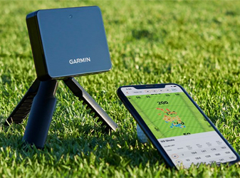 Có nên lắp phòng Golf 3D Garmin Approach R10 tại gia đình?